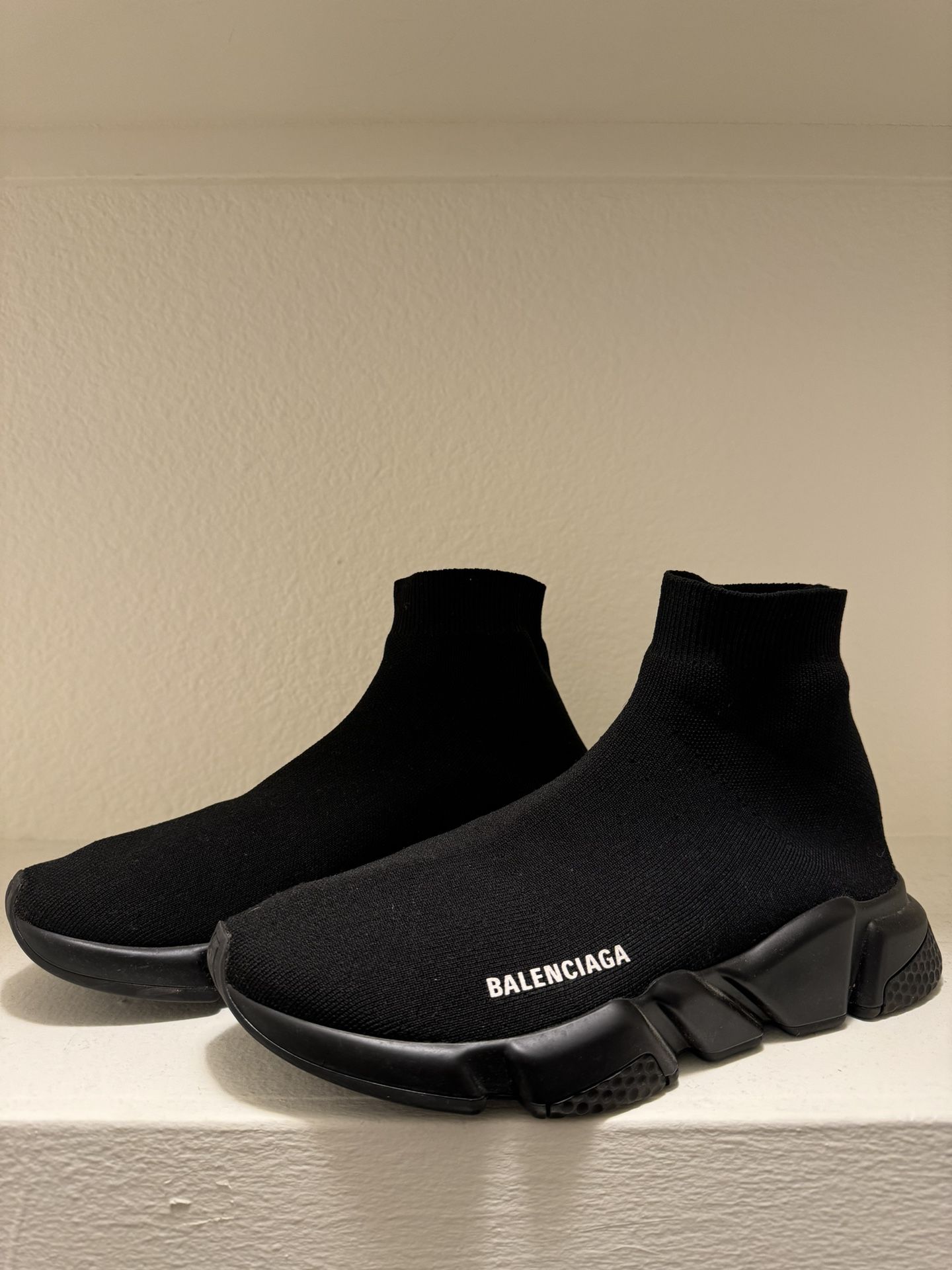 Speed LT Sock Sneaker (Men) Balenciaga 8 US (Slightly Worn)