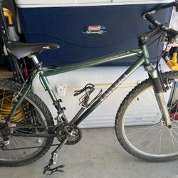Univega Alpina  Mountain Bike 26” 