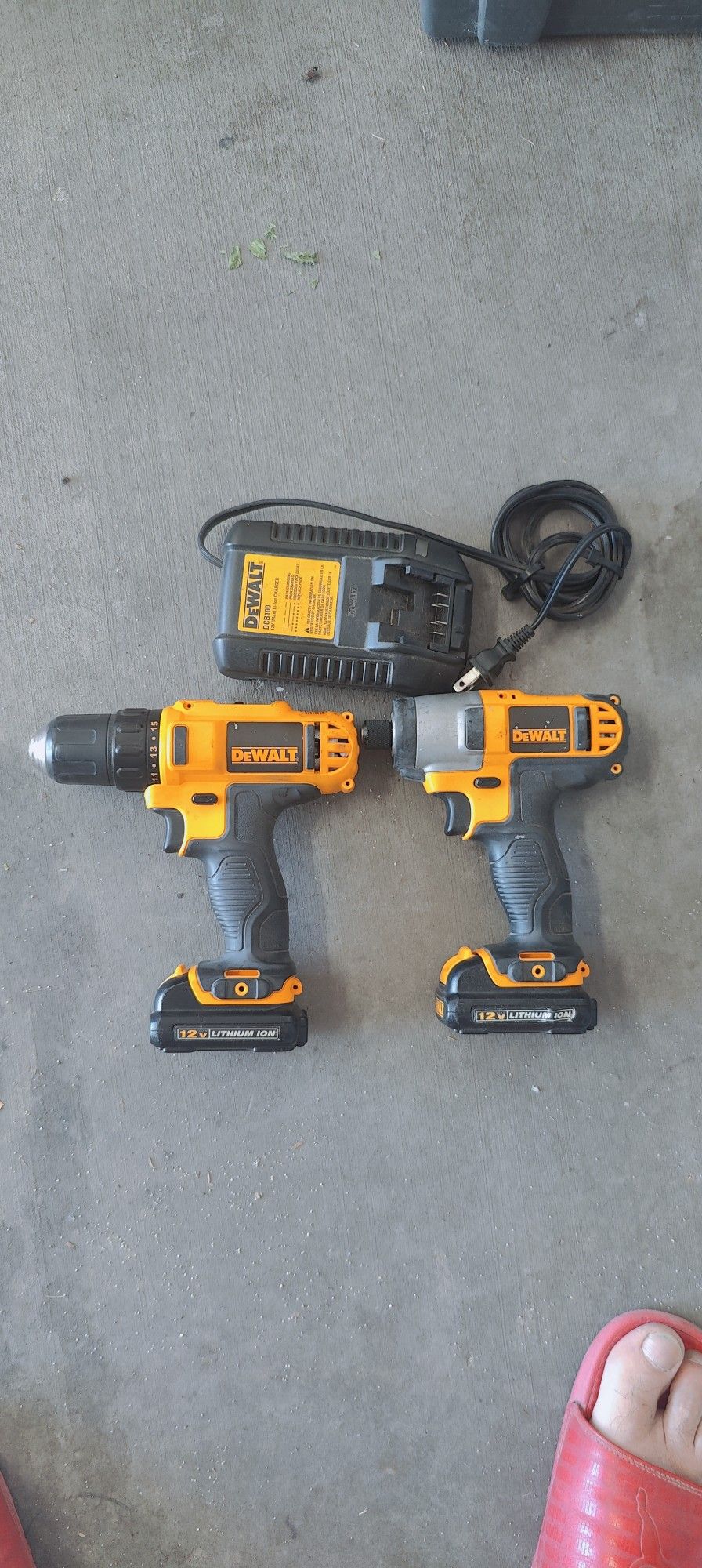 DeWalt 12V Compact Drill and Impact Driver Kit