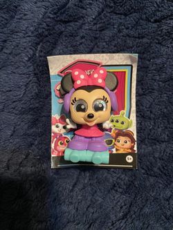 Disney Doorables Let’s Party Minnie Mouse