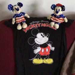 Disney Collectible Minnie And Mickey