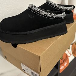 UGG Tazz II (Size 5) - Brand New