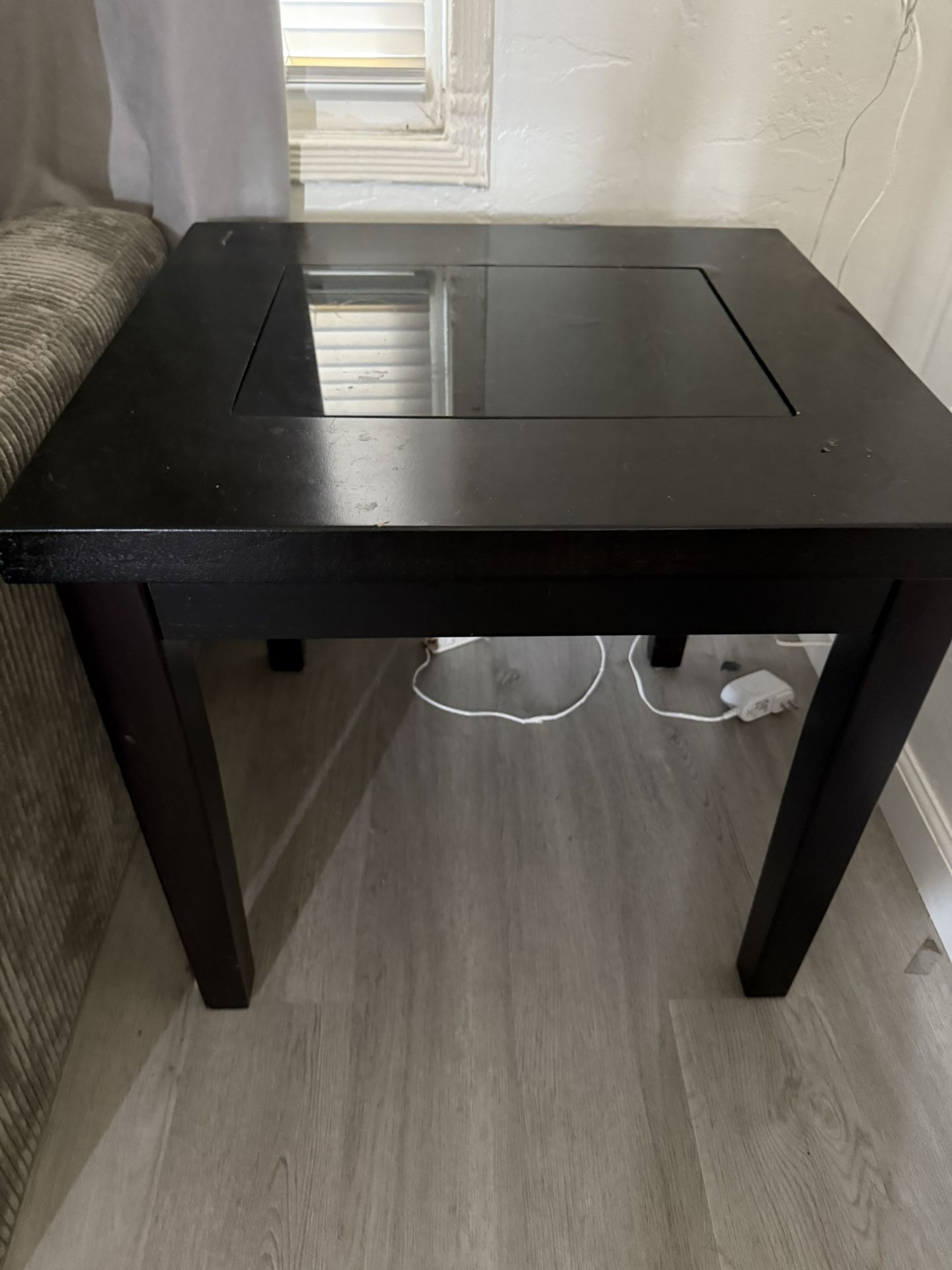 2 End Tables