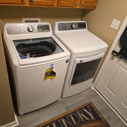 MIDEA  WASHER &  DRYER   MATCHING  SET  