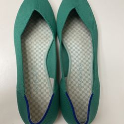 Rothys Pointed Toe Green Flats Size 9.5 