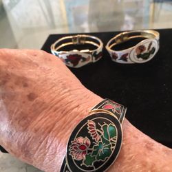 Cloisonné Enamel Vintage Floral Clamper Cuff Bracelets