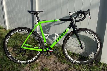 2015 Trek Boone 7 carbon Cyclocross,Road Bike size 56cm.