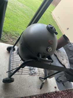 Akorn grill