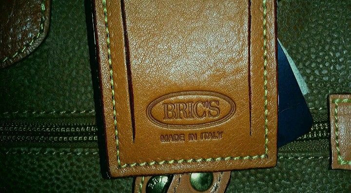 NWT MSRP $495..Brics Italy Duffle Bag