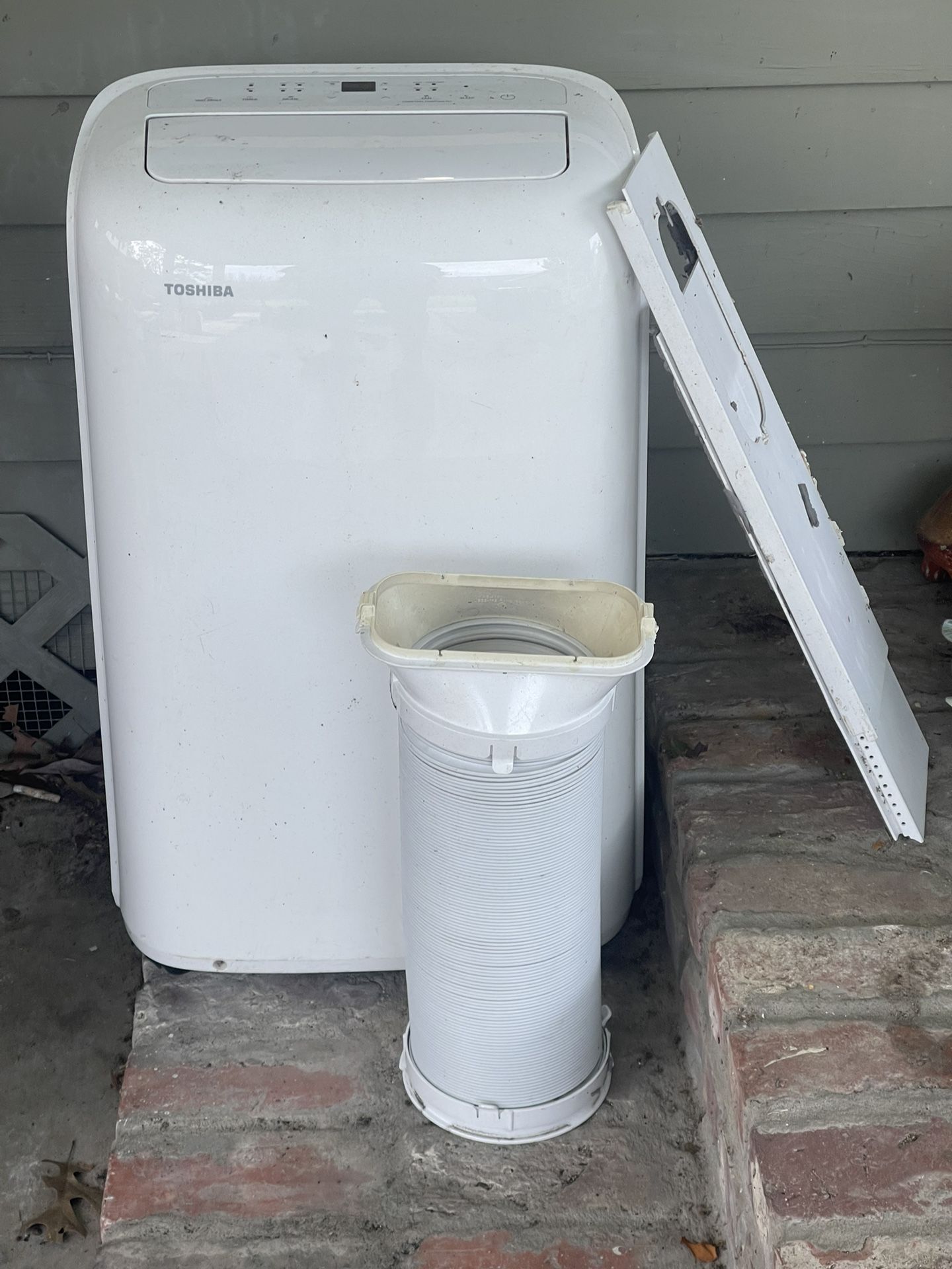 Toshiba 115-Volt Portable Air Conditioner