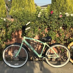 26 INCH HURLEY BEACHCRUISER 