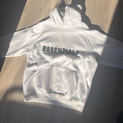 Essential Hoodie 