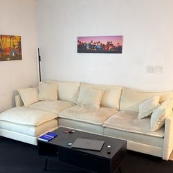 COUCH NEED GONE BY NEXT WEEK. Beige white chenille couch. 111.4”