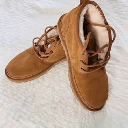 Ugg Tan Laced Low Boots