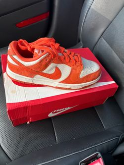 WMNS 6 “Cracked Dunks”