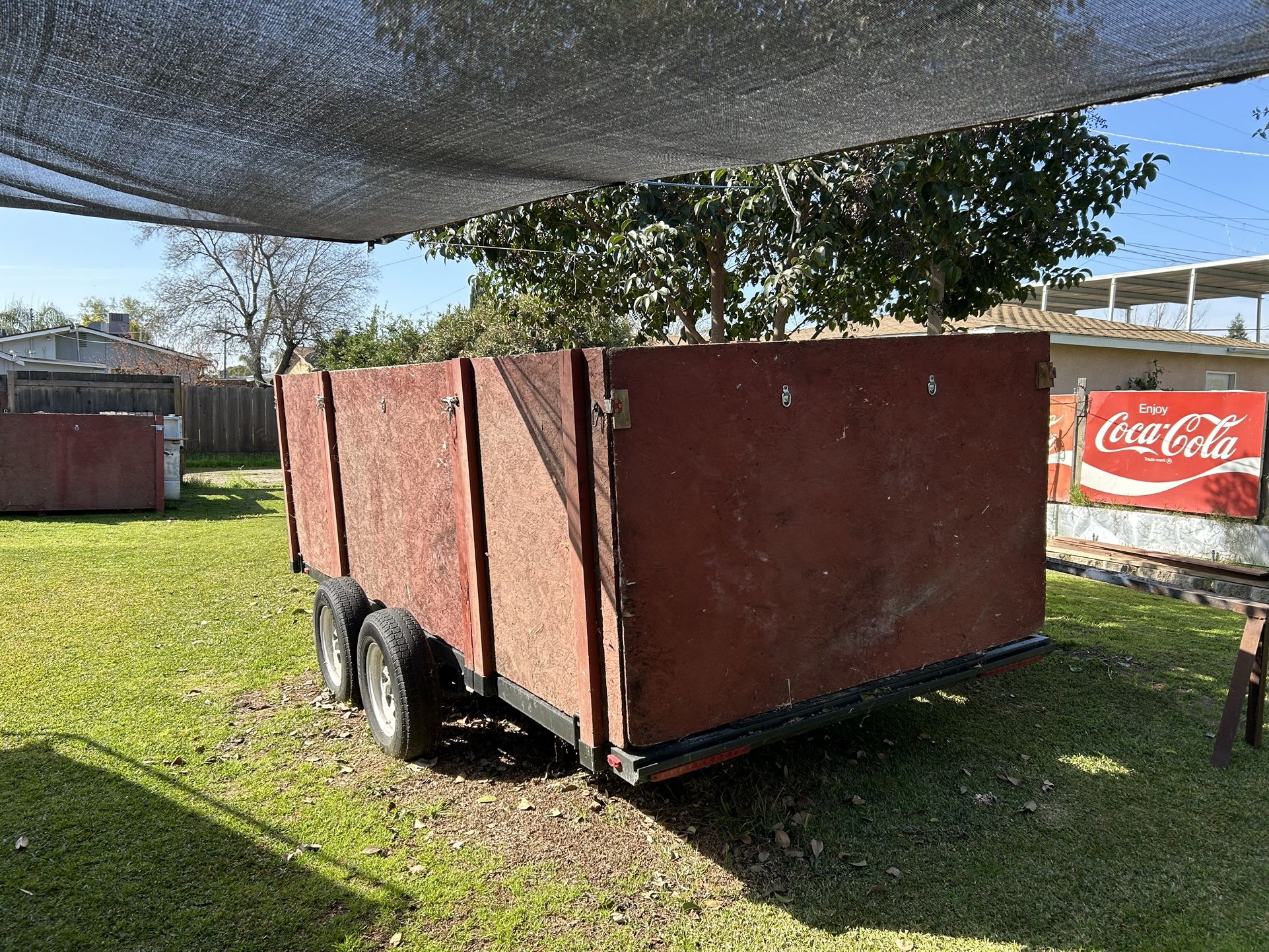 BOX TRAILER CAR TRAILER 20” CHECK OUT MY PROFILE FOR MORE GREAT ITEMS