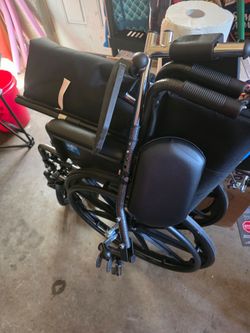 Medline wheelchair