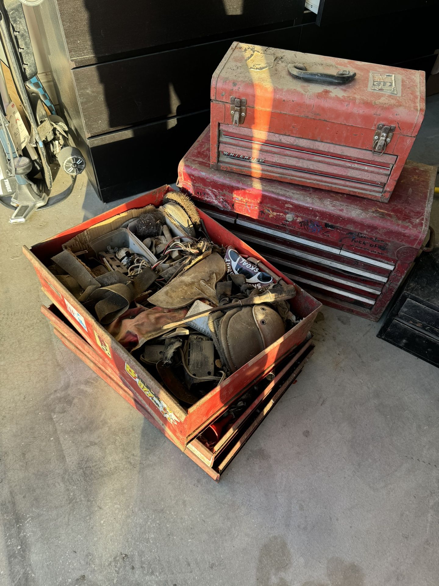 6 Tool Boxes Full Of Tools