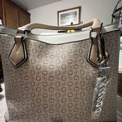 Guess Hand Bag 