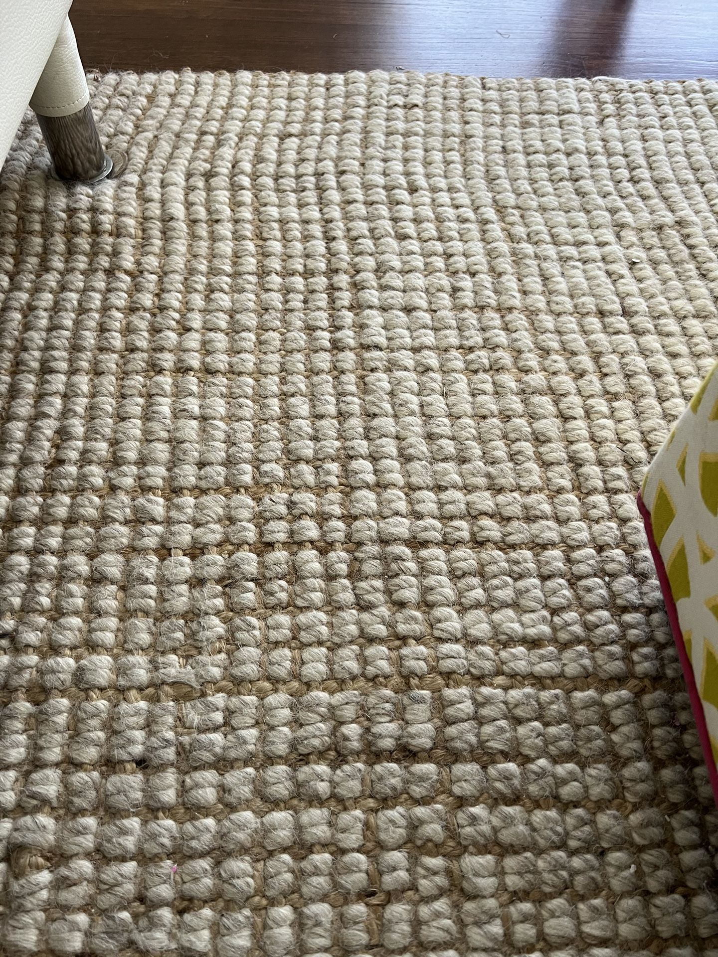 Chunky Wool/Jute Rug 8 X 10 (Pottery Barn) for Sale in Newport Beach