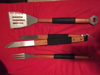 Sturdy wood and steel 3-piece BBQ Tool Set with rubber grips