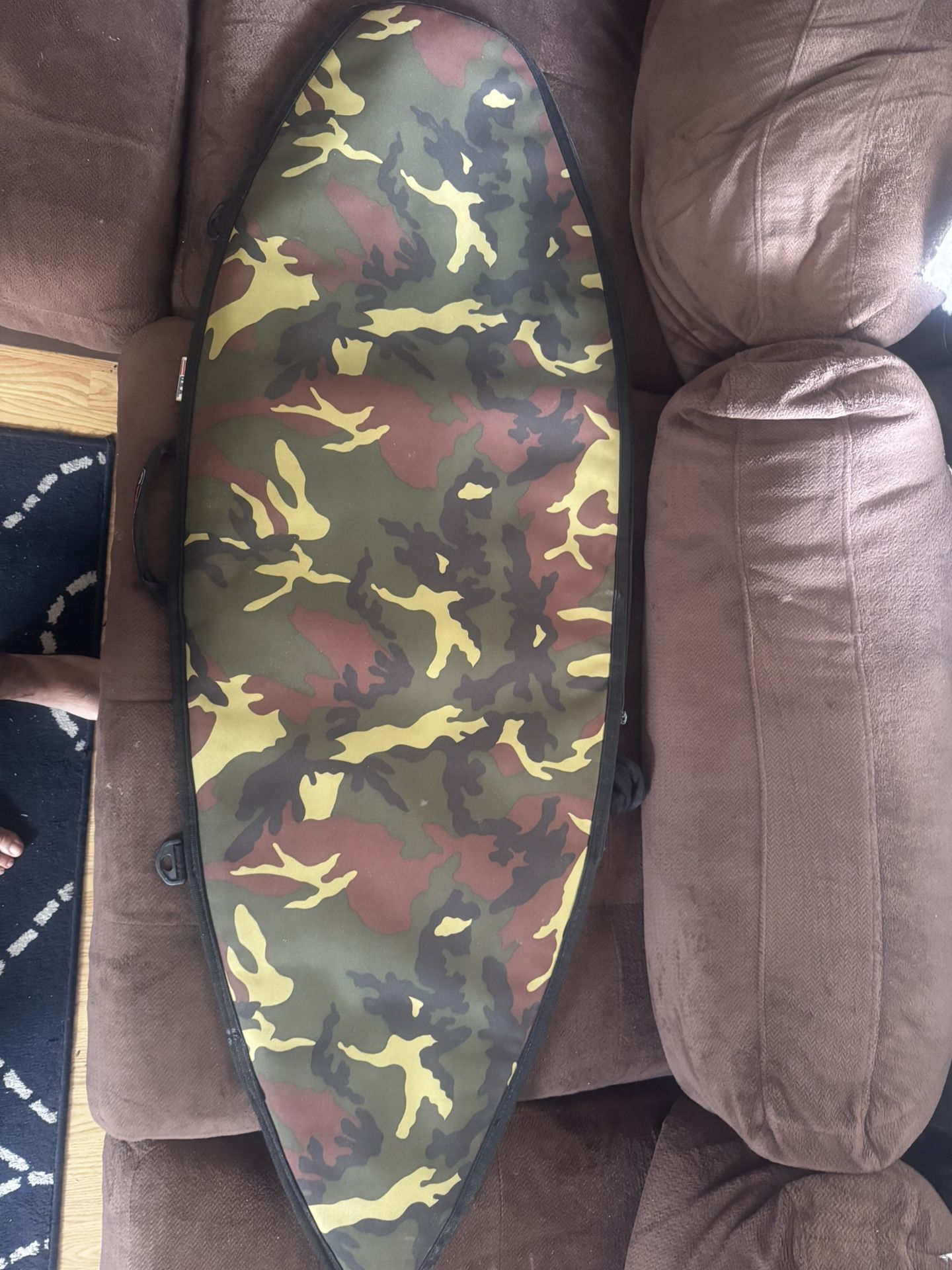 SHORTBOARD Camo Bag