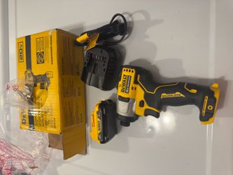 DEWALT XTREME 12-volt  Impact Driver 1/4-in Brushless Cordless with 2ah battery and charger NEW