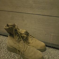 Military Boots 