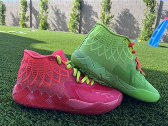 🔴Rick And Morty Lemelo Ball Shoes(TAKING BEST OFFER)⚫️