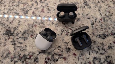 Wireless Earbuds Bundle – Google Pixel Buds, Jabra & JBL
