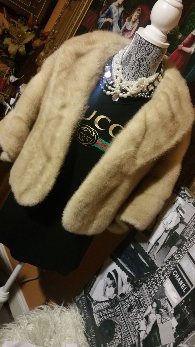 Oleg Cassini Authentic Mink Fur Shawl. Reduced price from $200