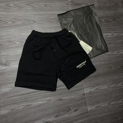 Essential Shorts