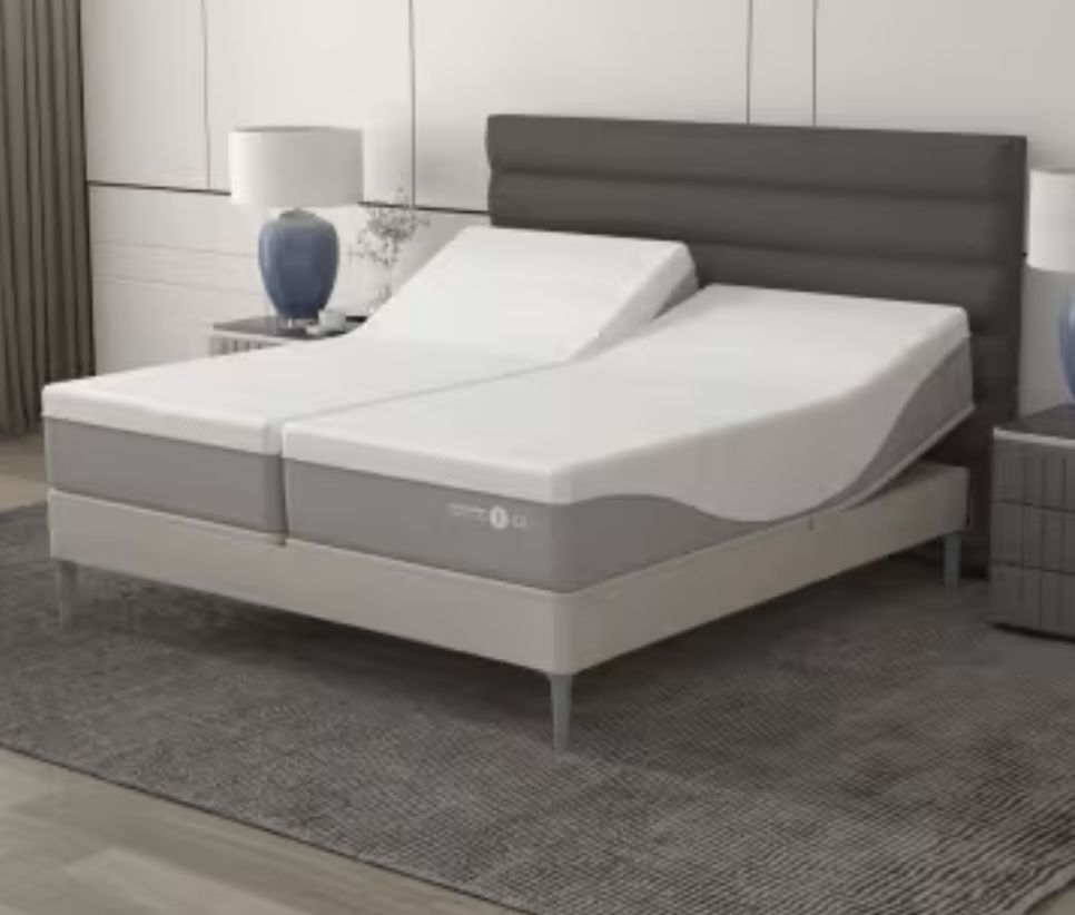 SLEEP NUMBER Eastern King Split Adjustable Bed With Frame, Under Bed Lighting And 2 Remotes. Textured Gray Headboard Included.!