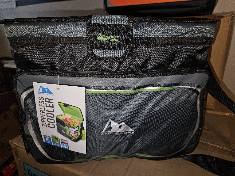 Zipperless Cooler /ice Chest