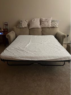 Pullout couch