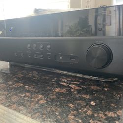 Yamaha AV Receiver