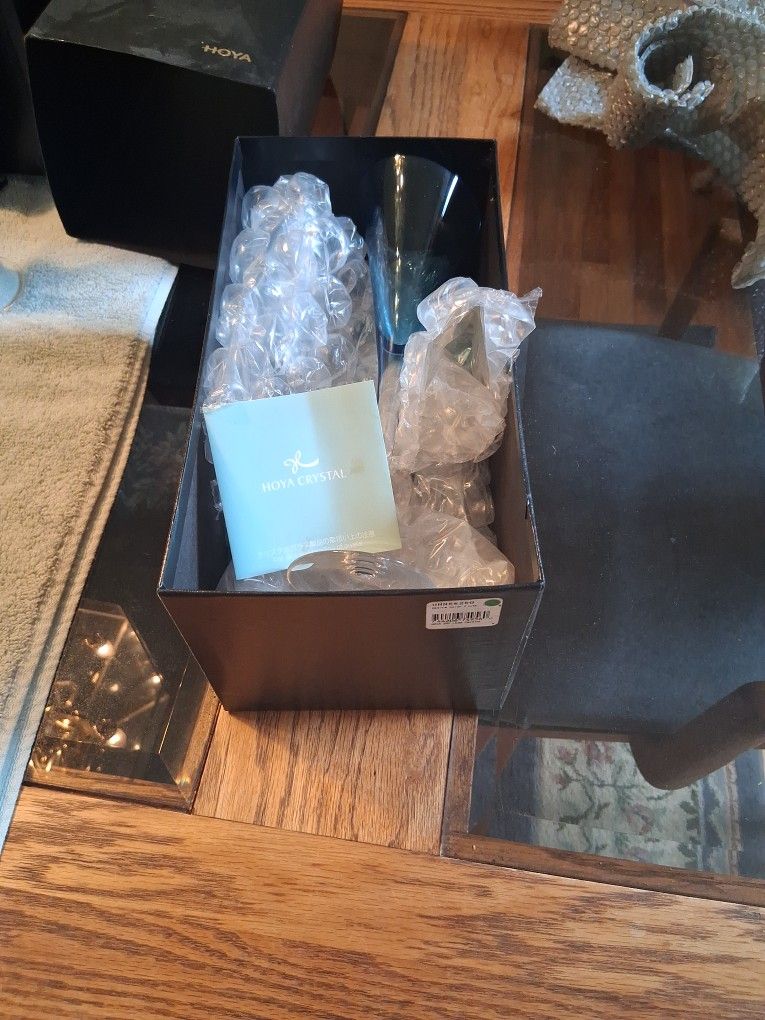 Hoya Crystal Desire Blue Flute