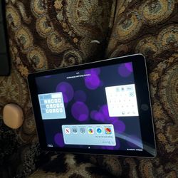 iPad Semi nueva Buenas Condiciones 