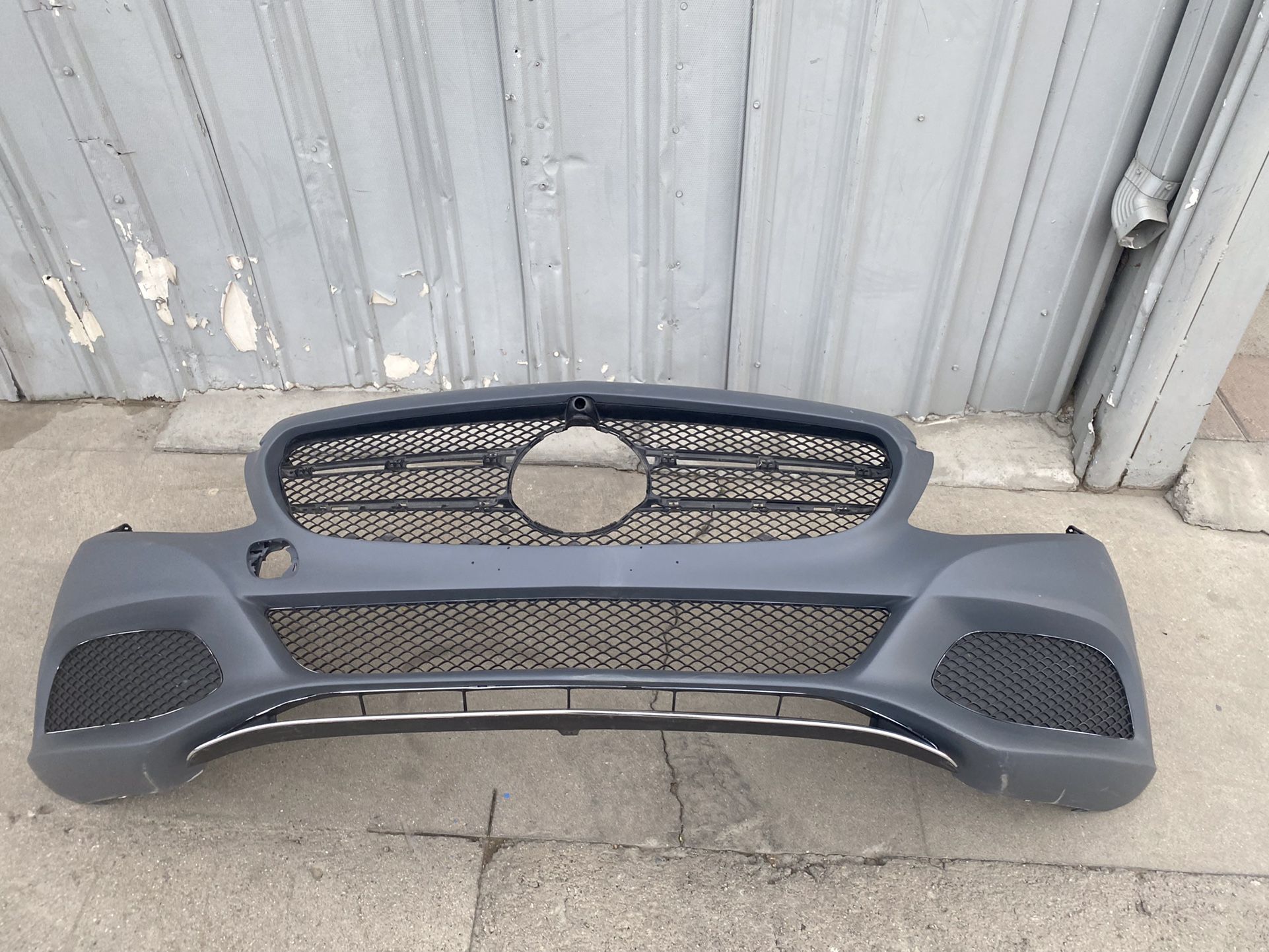 2015-2017 Mercedes Benz C Class  Front Bumper Assymble Recon Insq 