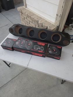 DS18 PRO-X6.4BM Speakers with Speaker Pod Enclosure $320