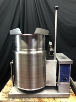Cleveland 40 Qt GAS Tilt / tilting jacketed steam soup kettle