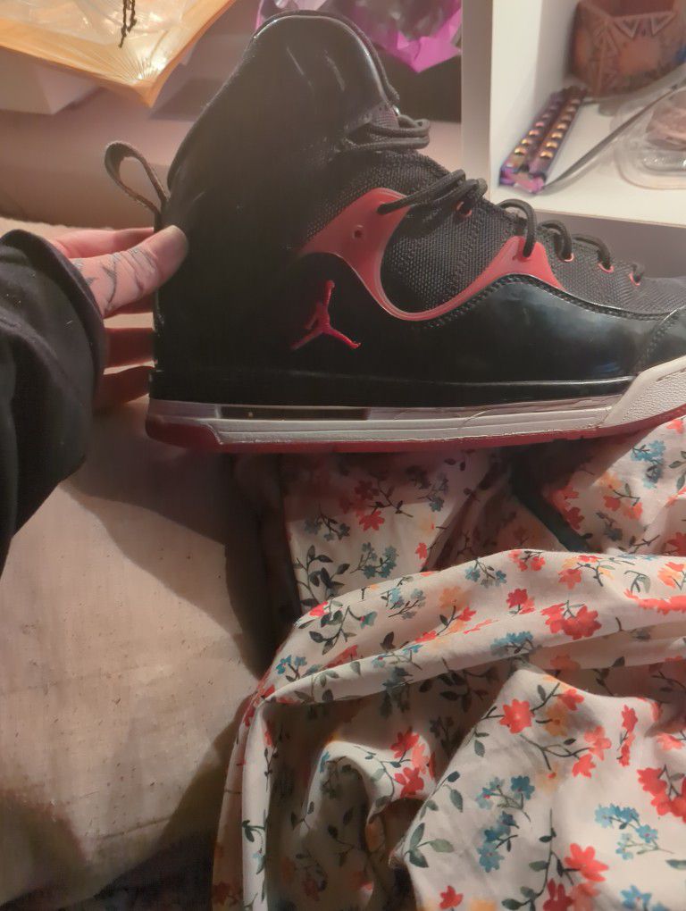 Size 12 Jordans 