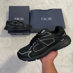 Dior b30 black