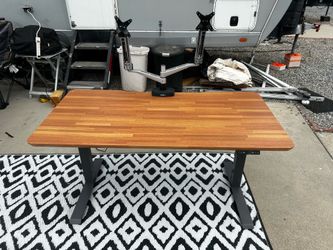 Vari Electric Standing Desk 60” x 30” - Butcher Block w/ Slate Legs