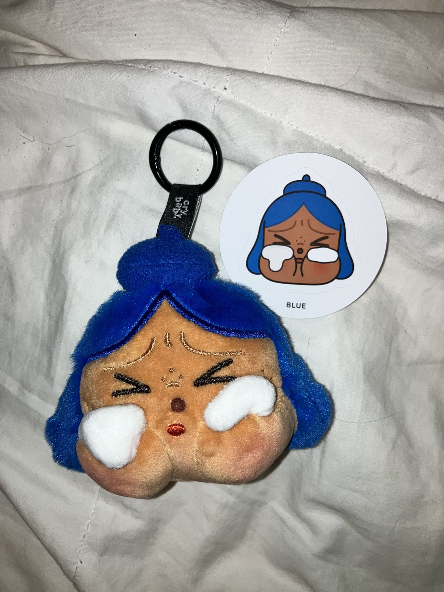 Popmart Crybaby Cheer Up Baby Series Pendant