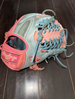 Rawlings Heart Of The Hide Baseball Glove