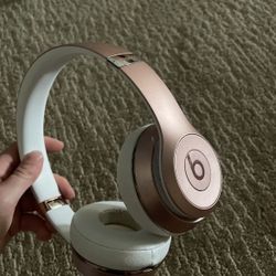 Beats Solo Wireless 3