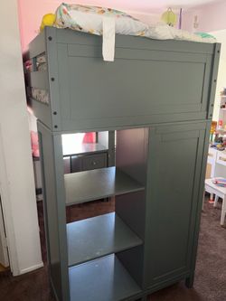 Twin bed