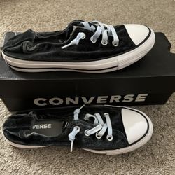 Converse Womens 8/ Mens 6