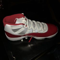 Jordan 11 “Cherry” 
